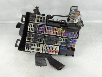 2017 Ford F-150 Fusebox Fuse Box Panel Relay Module P/N:HL3T-12A581D JE HL3T-12A581DEG Fits OEM Used Auto Parts - Oemusedaut