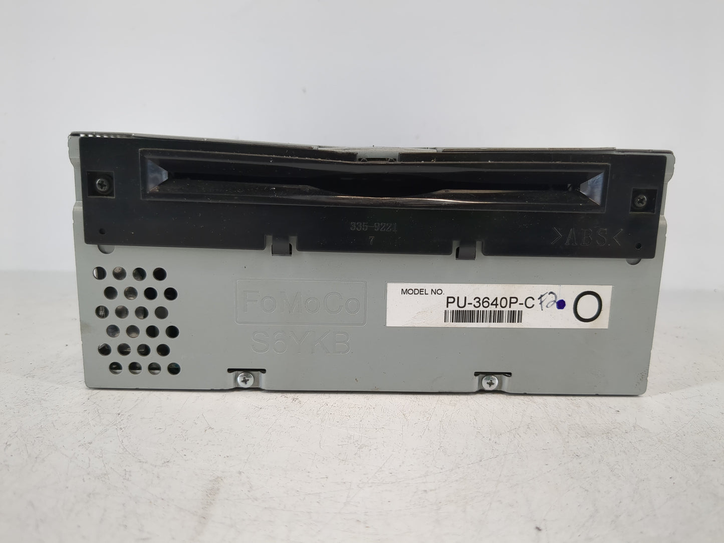 2017-2018 Ford F-150 Radio AM FM Cd Player Receiver Replacement P/N:GL3T-19C107-BA Fits Fits 2017 2018 OEM Used Auto Parts -