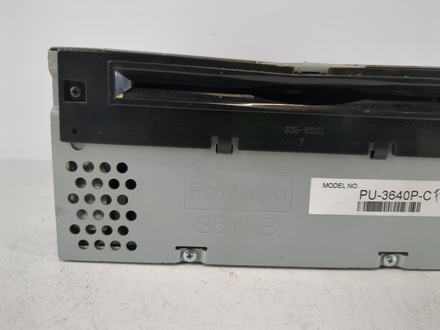 2017-2018 Ford F-150 Radio AM FM Cd Player Receiver Replacement P/N:GL3T-19C107-BA Fits Fits 2017 2018 OEM Used Auto Parts -