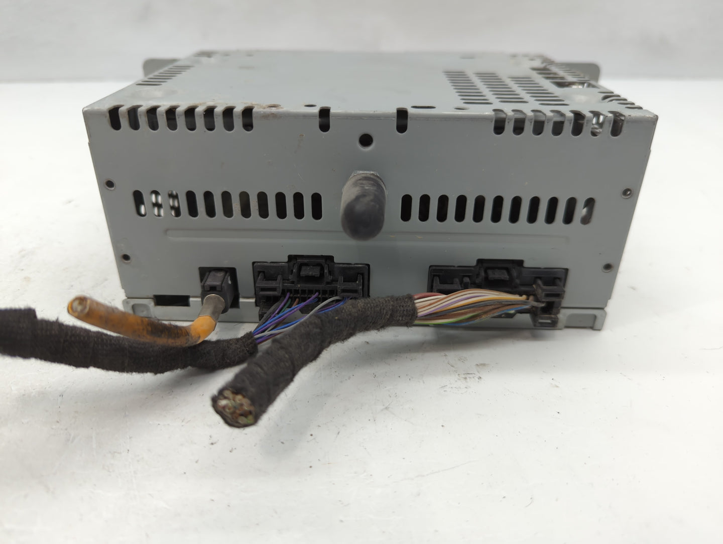 2016-2017 Ford F-150 Radio AM FM Cd Player Receiver Replacement P/N:GL3T-19C107-AA Fits Fits 2016 2017 OEM Used Auto Parts -