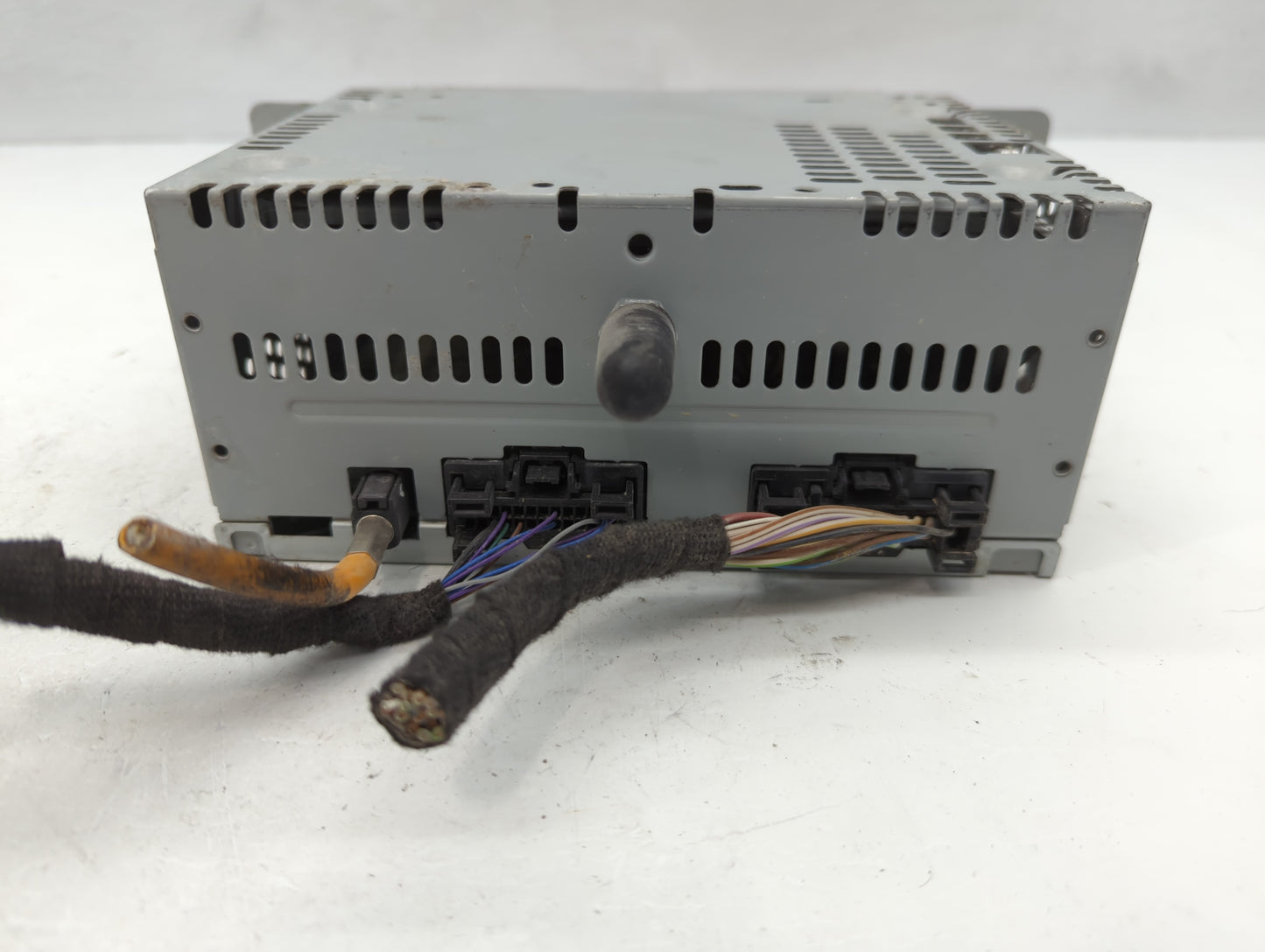 2016-2017 Ford F-150 Radio AM FM Cd Player Receiver Replacement P/N:GL3T-19C107-AA Fits Fits 2016 2017 OEM Used Auto Parts -