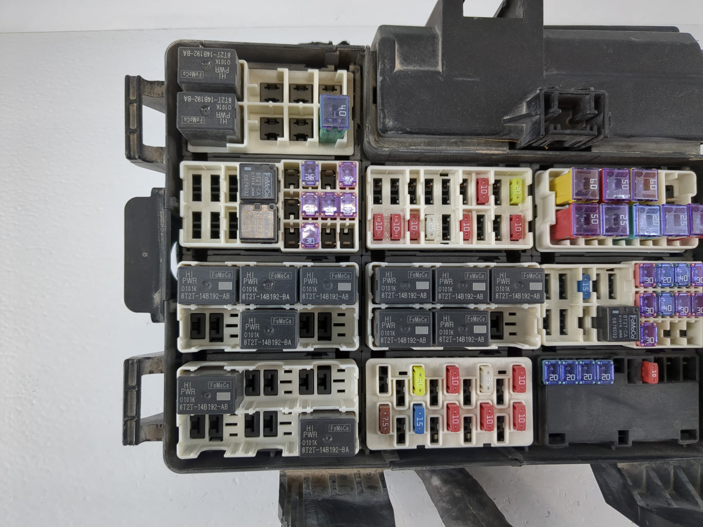 2017 Ford F-150 Fusebox Fuse Box Panel Relay Module P/N:HL3T-12A581 ACD Fits OEM Used Auto Parts - Oemusedautoparts1.com