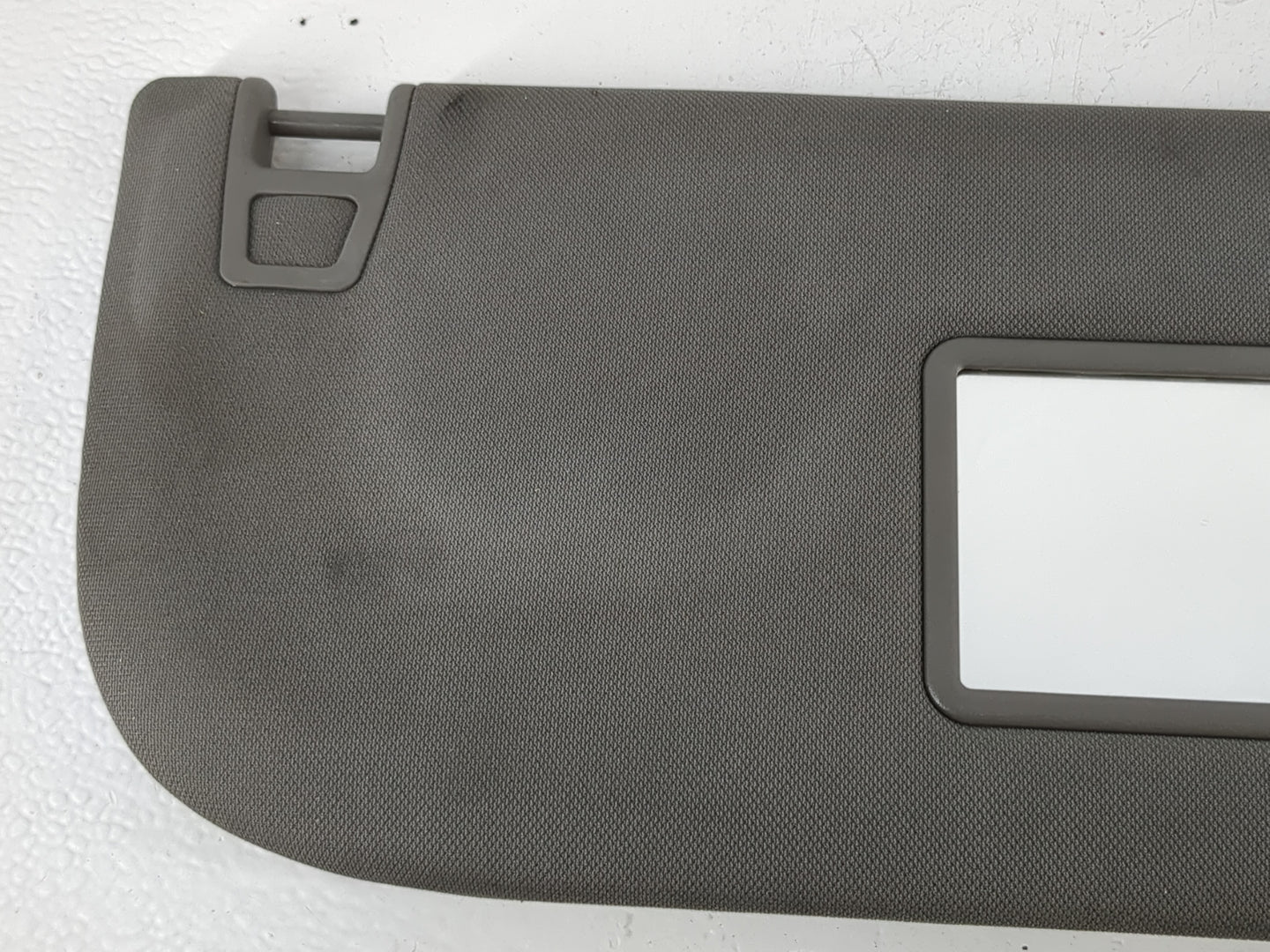 2015-2017 Ford F-150 Sun Visor Shade Replacement Passenger Right Mirror Fits Fits 2015 2016 2017 OEM Used Auto Parts - Oemus