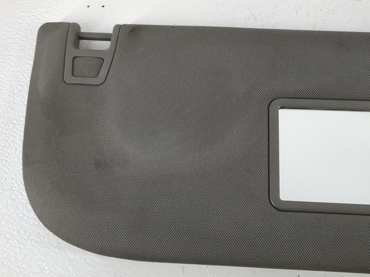 2015-2017 Ford F-150 Sun Visor Shade Replacement Passenger Right Mirror Fits Fits 2015 2016 2017 OEM Used Auto Parts - Oemus