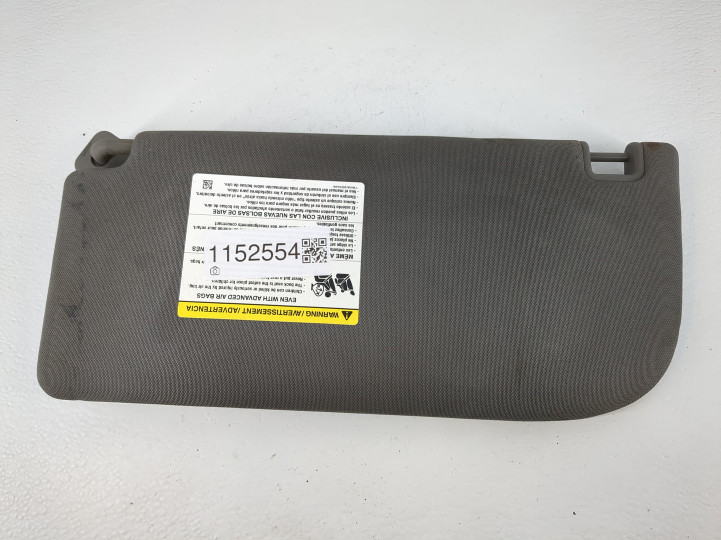 2015-2017 Ford F-150 Sun Visor Shade Replacement Passenger Right Mirror Fits Fits 2015 2016 2017 OEM Used Auto Parts - Oemus