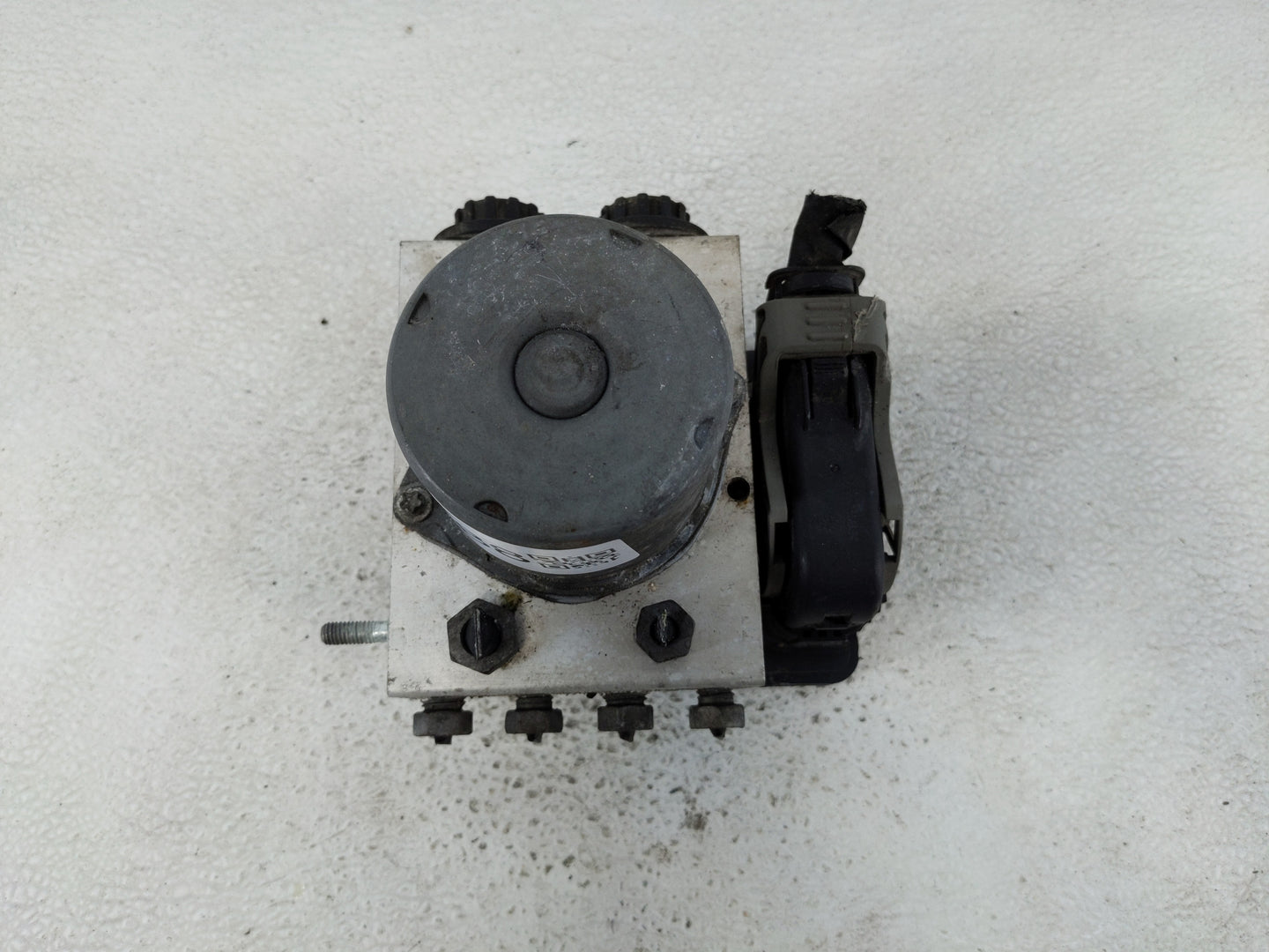 2017-2018 Ford F-150 ABS Pump Control Module Replacement Fits Fits 2017 2018 OEM Used Auto Parts - Oemusedautoparts1.com