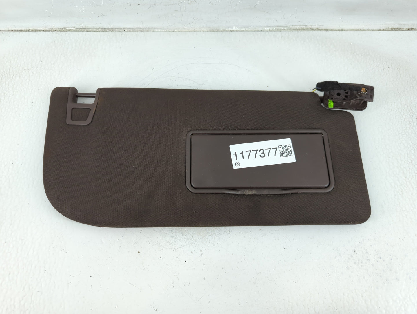 2015-2017 Ford F-150 Sun Visor Shade Replacement Passenger Right Mirror Fits Fits 2015 2016 2017 OEM Used Auto Parts - Oemus