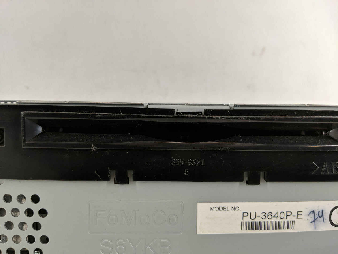 2017-2018 Ford F-150 Radio AM FM Cd Player Receiver Replacement P/N:HL3T-19C107-BC Fits Fits 2017 2018 OEM Used Auto Parts -
