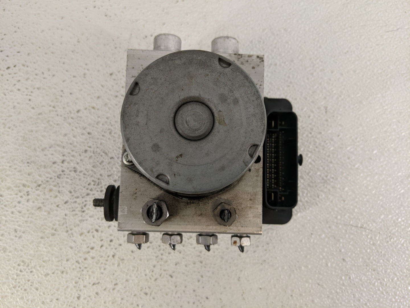 2017-2018 Ford F-150 ABS Pump Control Module Replacement P/N:0265956579 2265106512 Fits Fits 2017 2018 OEM Used Auto Parts -