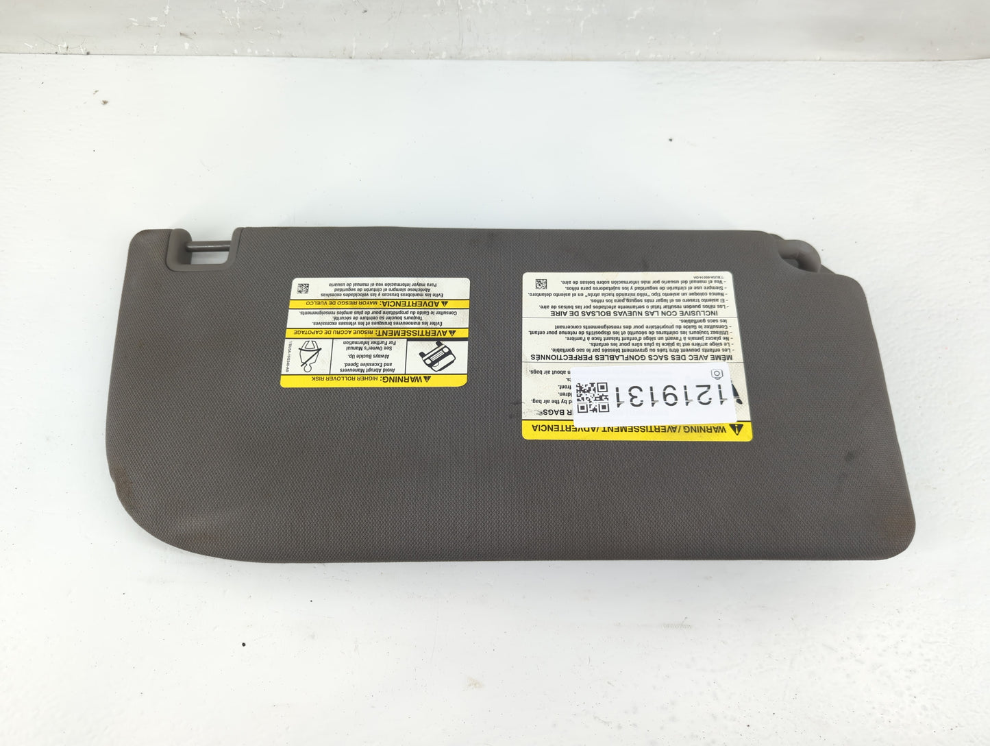 2015-2017 Ford F-150 Sun Visor Shade Replacement Driver Left Mirror Fits Fits 2015 2016 2017 OEM Used Auto Parts - Oemusedau