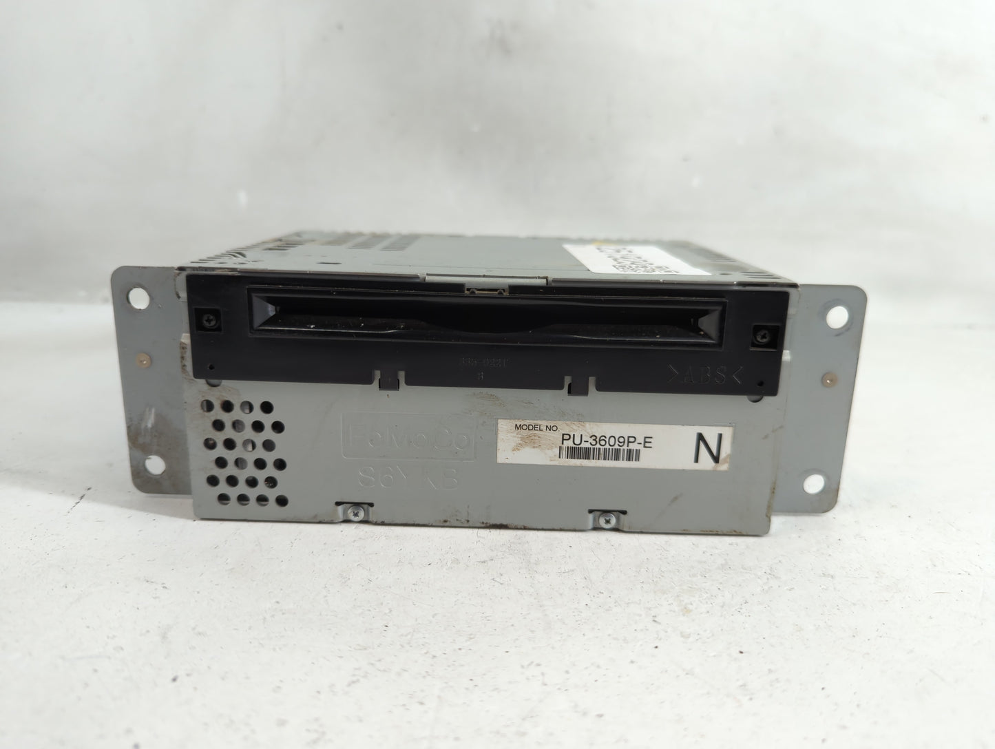 2017-2018 Ford F-150 Radio AM FM Cd Player Receiver Replacement P/N:HL3T-19C107-AB Fits Fits 2017 2018 OEM Used Auto Parts -