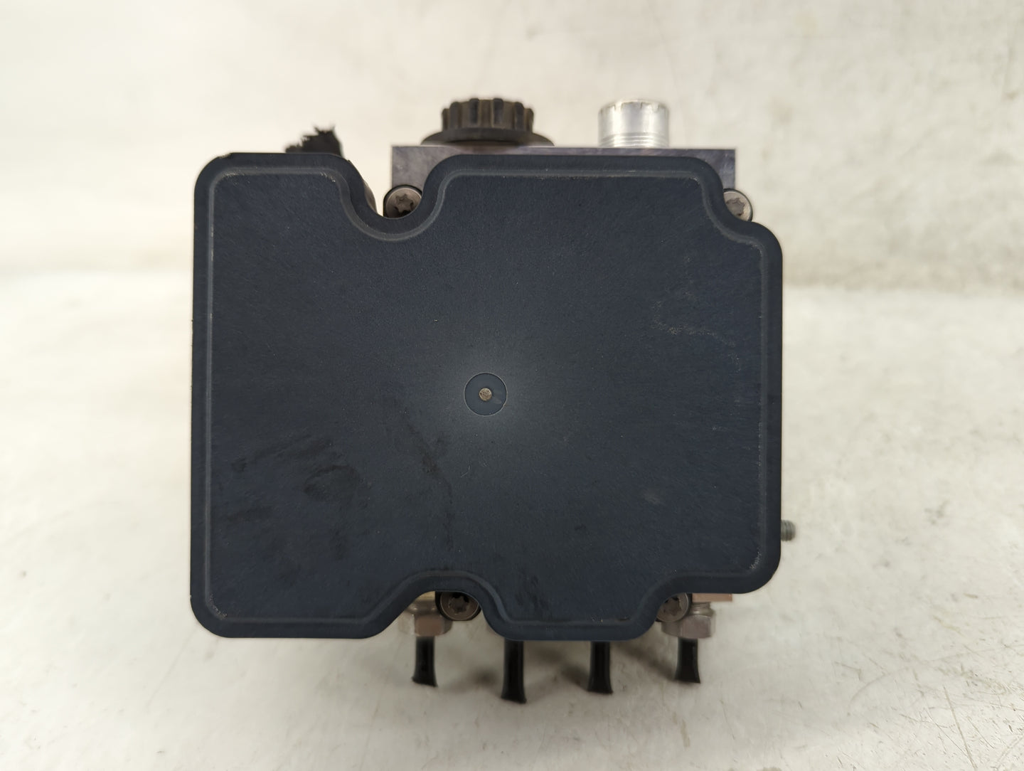 2017-2018 Ford F-150 ABS Pump Control Module Replacement P/N:0265956579 Fits Fits 2017 2018 OEM Used Auto Parts - Oemusedaut