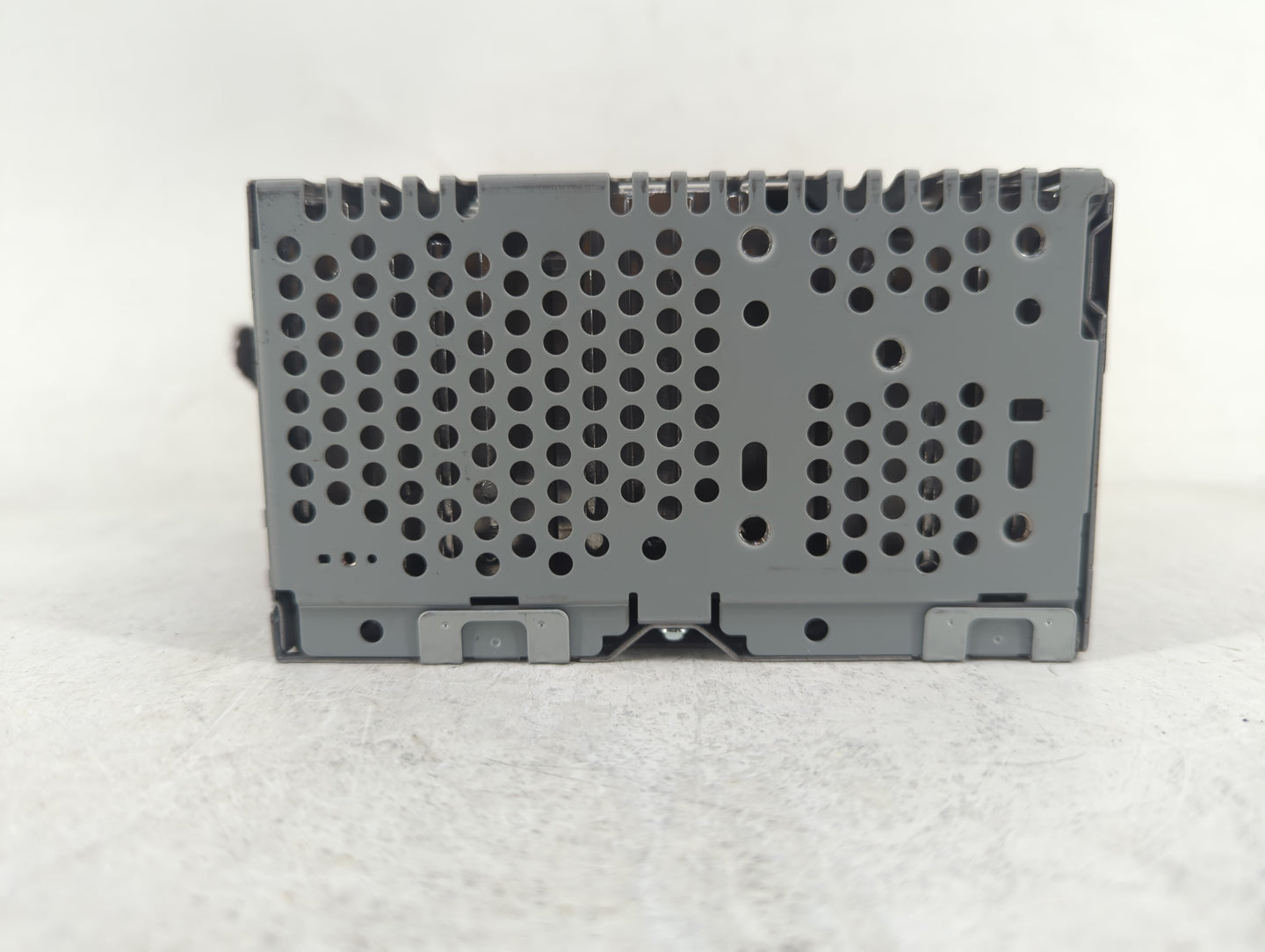 2017-2018 Ford F-150 Radio AM FM Cd Player Receiver Replacement P/N:HL3T-19C107-BC Fits Fits 2017 2018 OEM Used Auto Parts -