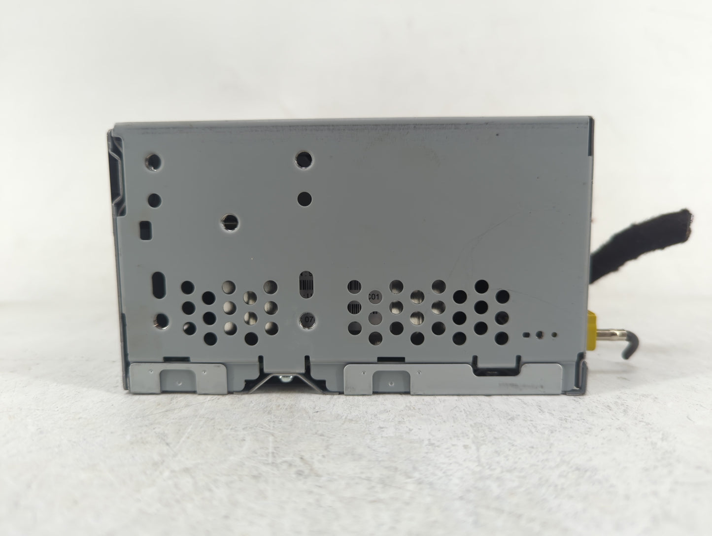 2017-2018 Ford F-150 Radio AM FM Cd Player Receiver Replacement P/N:HL3T-19C107-BC Fits Fits 2017 2018 OEM Used Auto Parts -