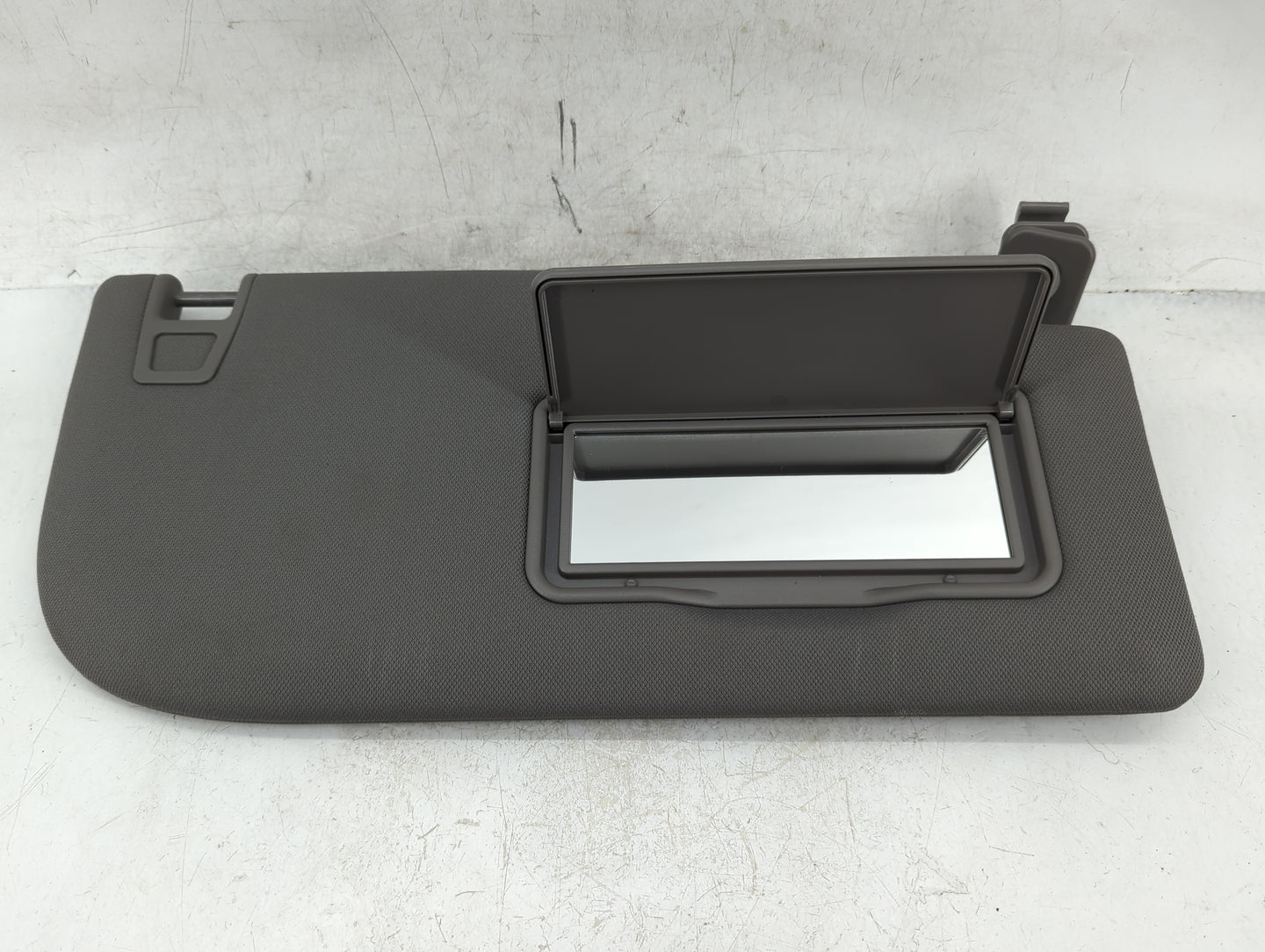 2015-2017 Ford F-150 Sun Visor Shade Replacement Passenger Right Mirror Fits Fits 2015 2016 2017 OEM Used Auto Parts - Oemus