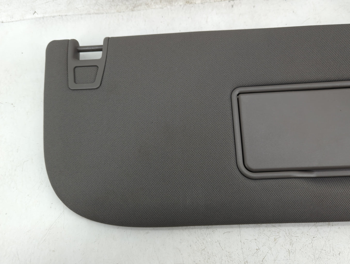 2015-2017 Ford F-150 Sun Visor Shade Replacement Passenger Right Mirror Fits Fits 2015 2016 2017 OEM Used Auto Parts - Oemus