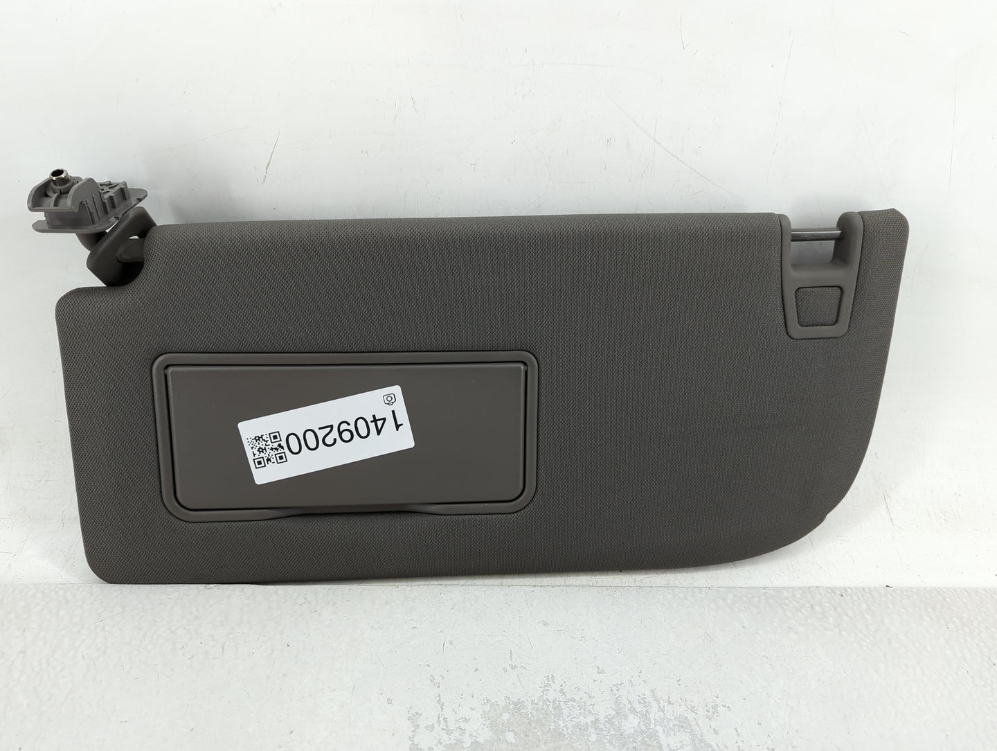 2015-2017 Ford F-150 Sun Visor Shade Replacement Driver Left Mirror Fits Fits 2015 2016 2017 OEM Used Auto Parts - Oemusedau