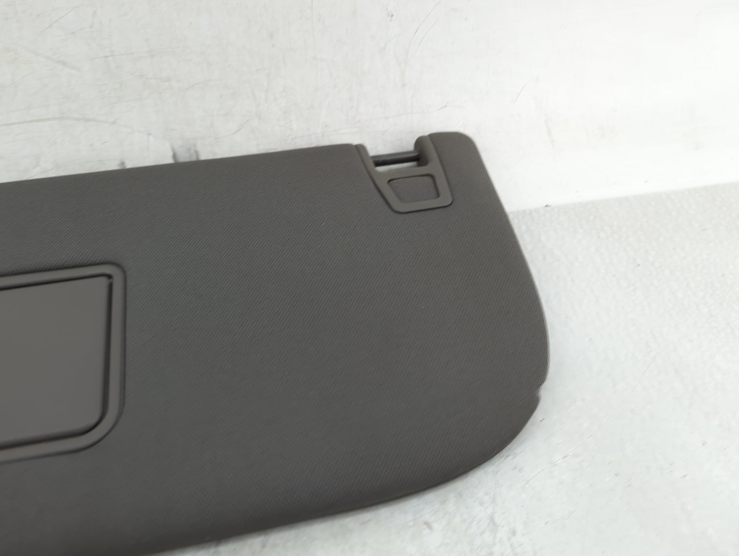 2015-2017 Ford F-150 Sun Visor Shade Replacement Driver Left Mirror Fits Fits 2015 2016 2017 OEM Used Auto Parts - Oemusedau