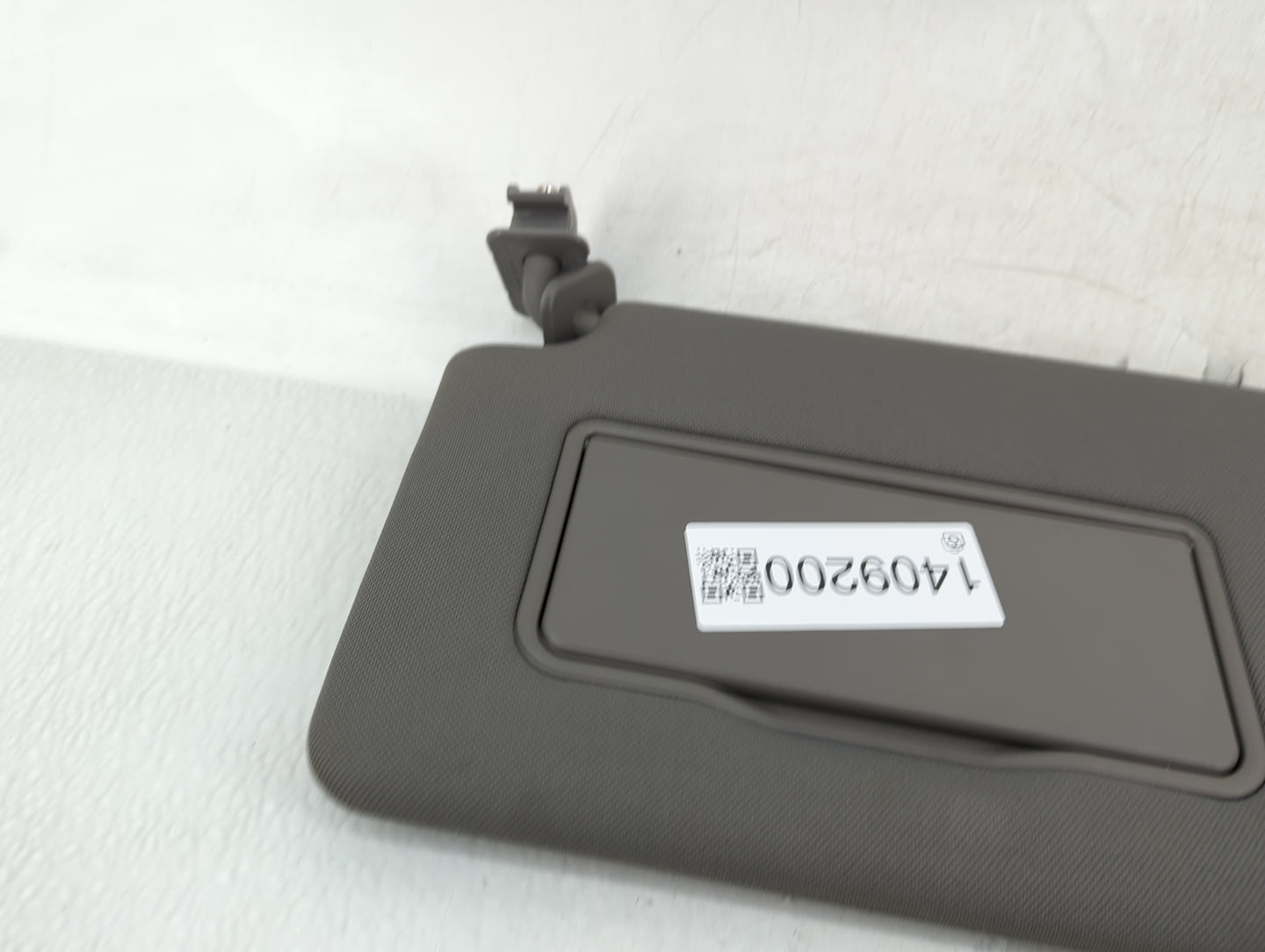 2015-2017 Ford F-150 Sun Visor Shade Replacement Driver Left Mirror Fits Fits 2015 2016 2017 OEM Used Auto Parts - Oemusedau