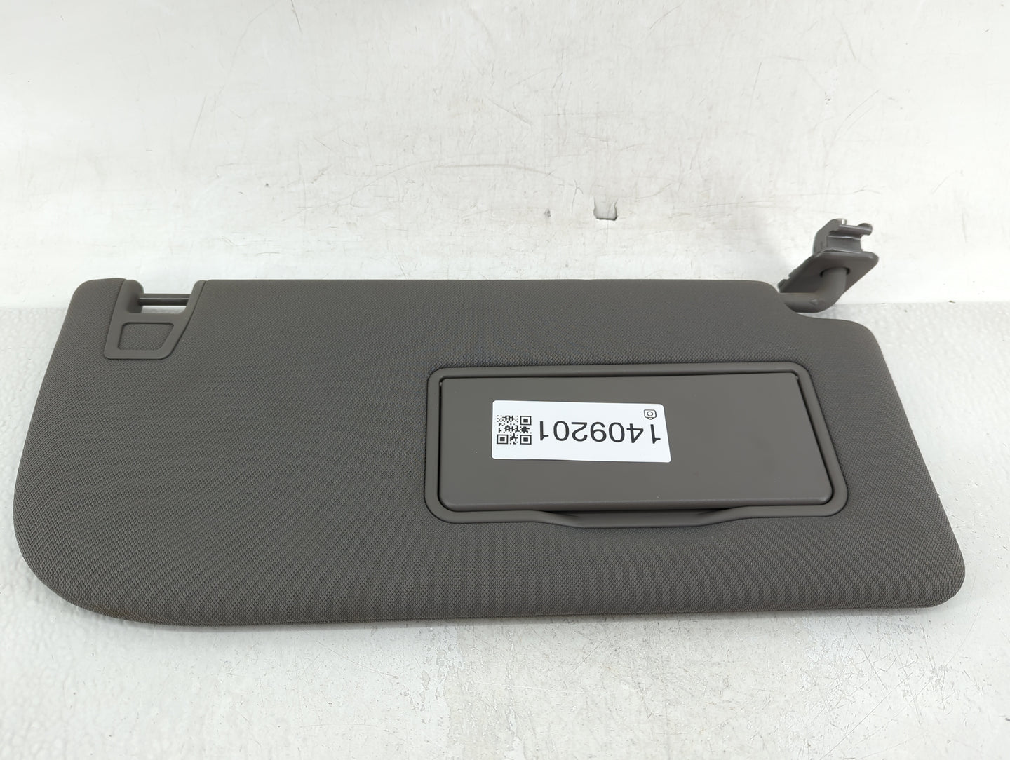 2015-2017 Ford F-150 Sun Visor Shade Replacement Passenger Right Mirror Fits Fits 2015 2016 2017 OEM Used Auto Parts - Oemus