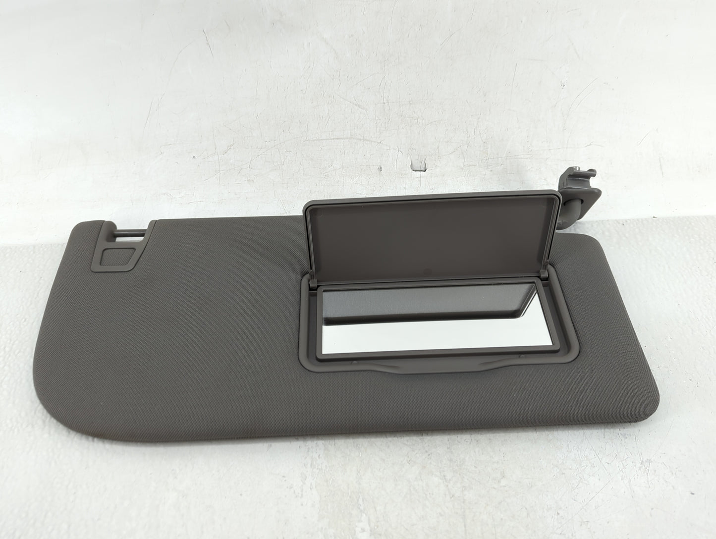 2015-2017 Ford F-150 Sun Visor Shade Replacement Passenger Right Mirror Fits Fits 2015 2016 2017 OEM Used Auto Parts - Oemus