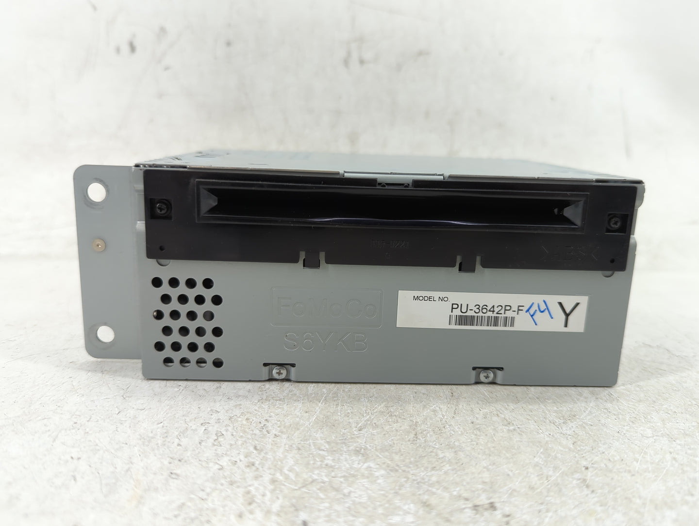 2016-2018 Ford F-150 Radio AM FM Cd Player Receiver Replacement P/N:GL3T-19C107-FE Fits Fits 2016 2017 2018 OEM Used Auto Pa
