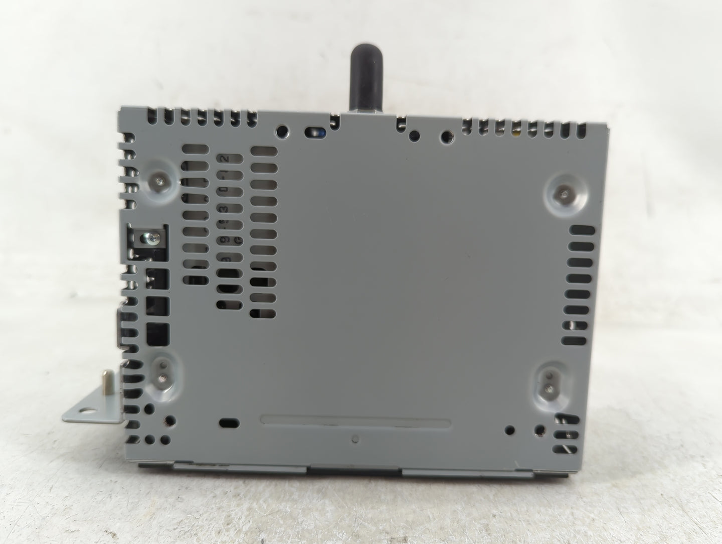 2016-2018 Ford F-150 Radio AM FM Cd Player Receiver Replacement P/N:GL3T-19C107-FE Fits Fits 2016 2017 2018 OEM Used Auto Pa