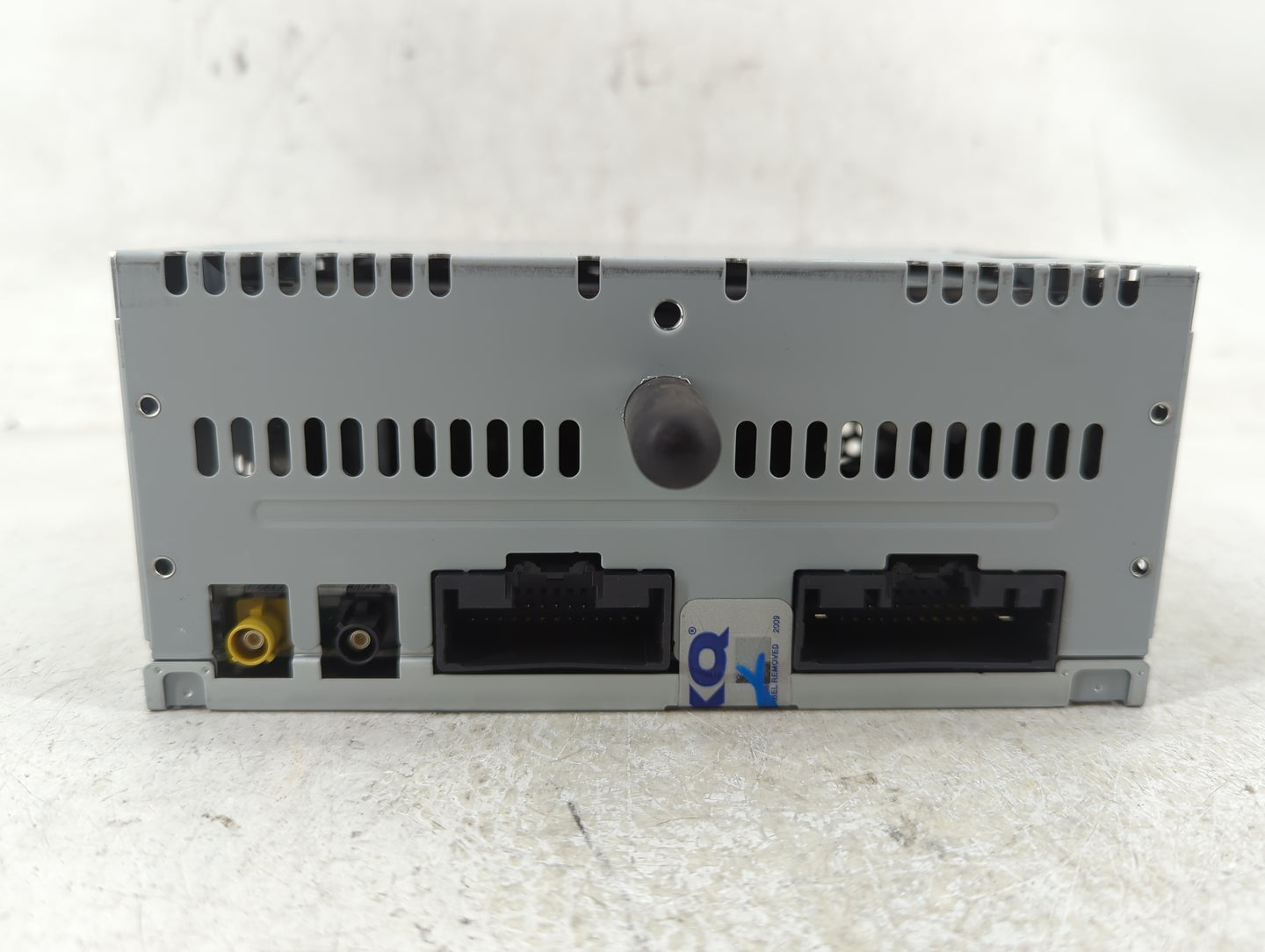 2016-2018 Ford F-150 Radio AM FM Cd Player Receiver Replacement P/N:GL3T-19C107-FE Fits Fits 2016 2017 2018 OEM Used Auto Pa