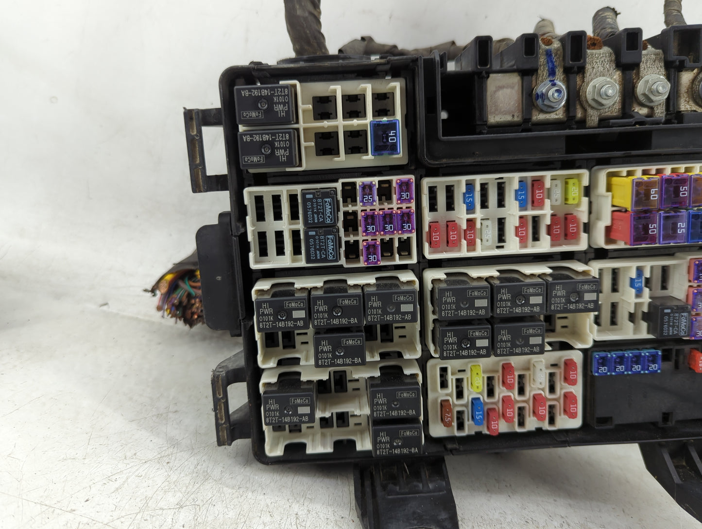2017 Ford F-150 Fusebox Fuse Box Panel Relay Module P/N:HL3T-12A581 APD HL3T-12A581 ARD Fits OEM Used Auto Parts - Oemusedau