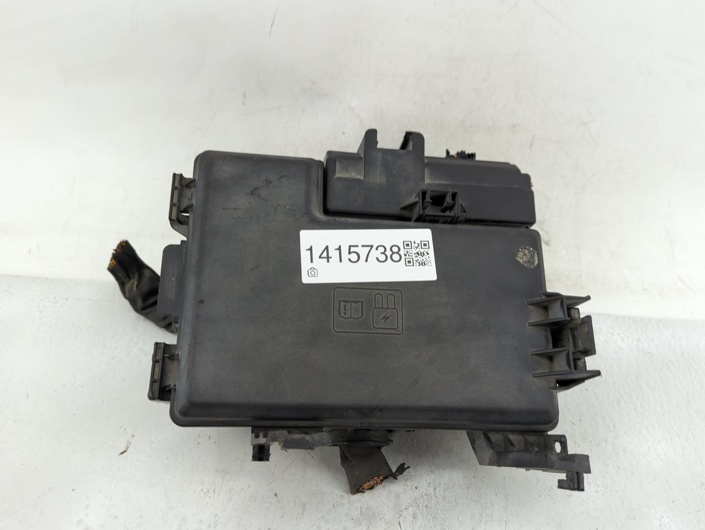 2017 Ford F-150 Fusebox Fuse Box Panel Relay Module Fits OEM Used Auto Parts - Oemusedautoparts1.com