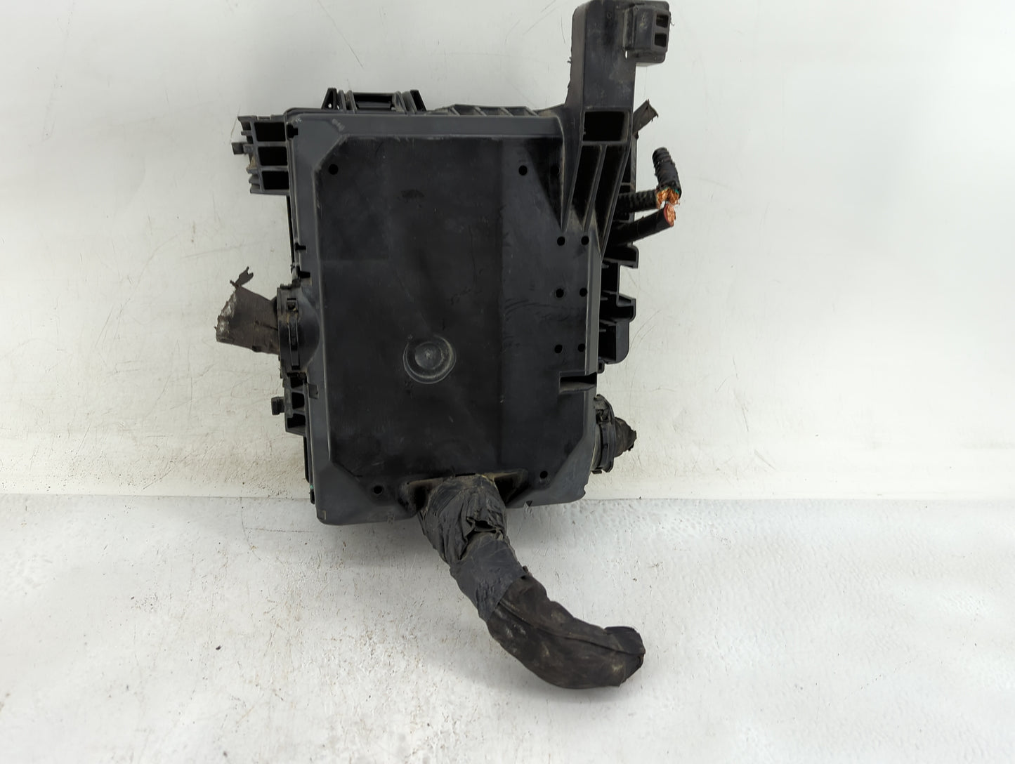 2017 Ford F-150 Fusebox Fuse Box Panel Relay Module Fits OEM Used Auto Parts - Oemusedautoparts1.com