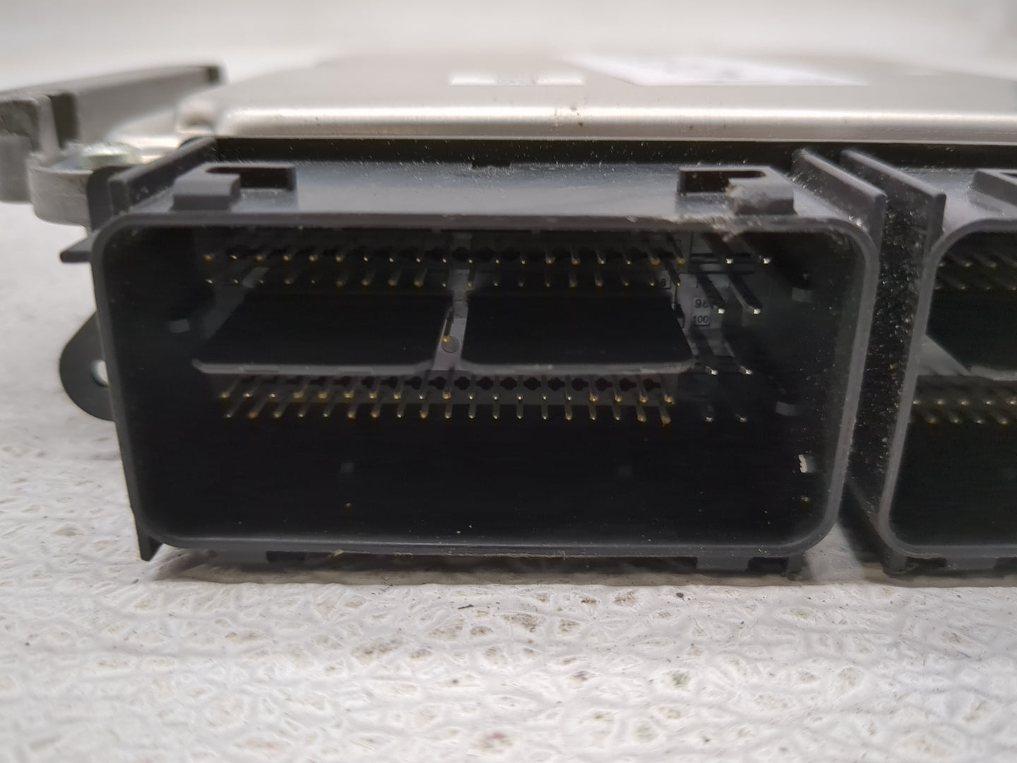 2017-2018 Ford F-150 PCM Engine Control Computer ECU ECM PCU OEM P/N:HL3A-12A650-AYA Fits Fits 2017 2018 OEM Used Auto Parts