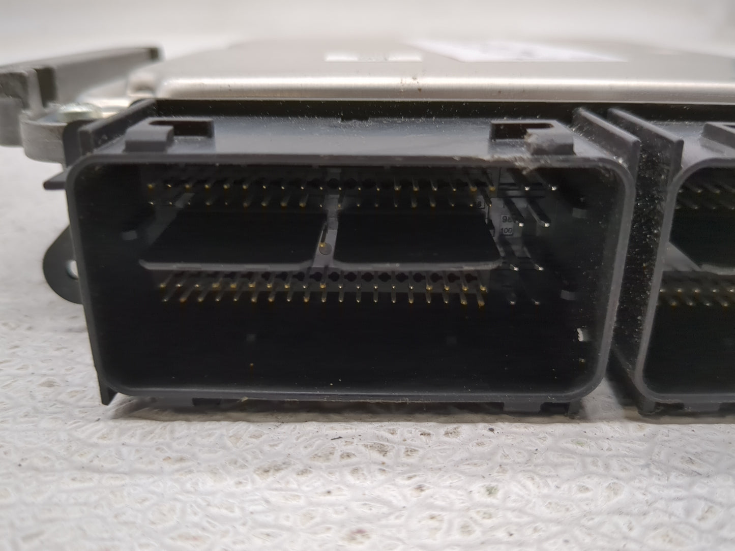2017-2018 Ford F-150 PCM Engine Control Computer ECU ECM PCU OEM P/N:HL3A-12A650-AYA Fits Fits 2017 2018 OEM Used Auto Parts