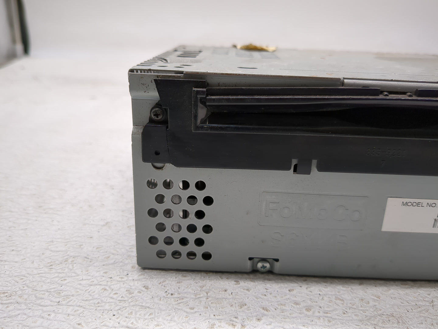 2016-2017 Ford F-150 Radio AM FM Cd Player Receiver Replacement P/N:HL3T-19C107-AB Fits Fits 2016 2017 OEM Used Auto Parts -