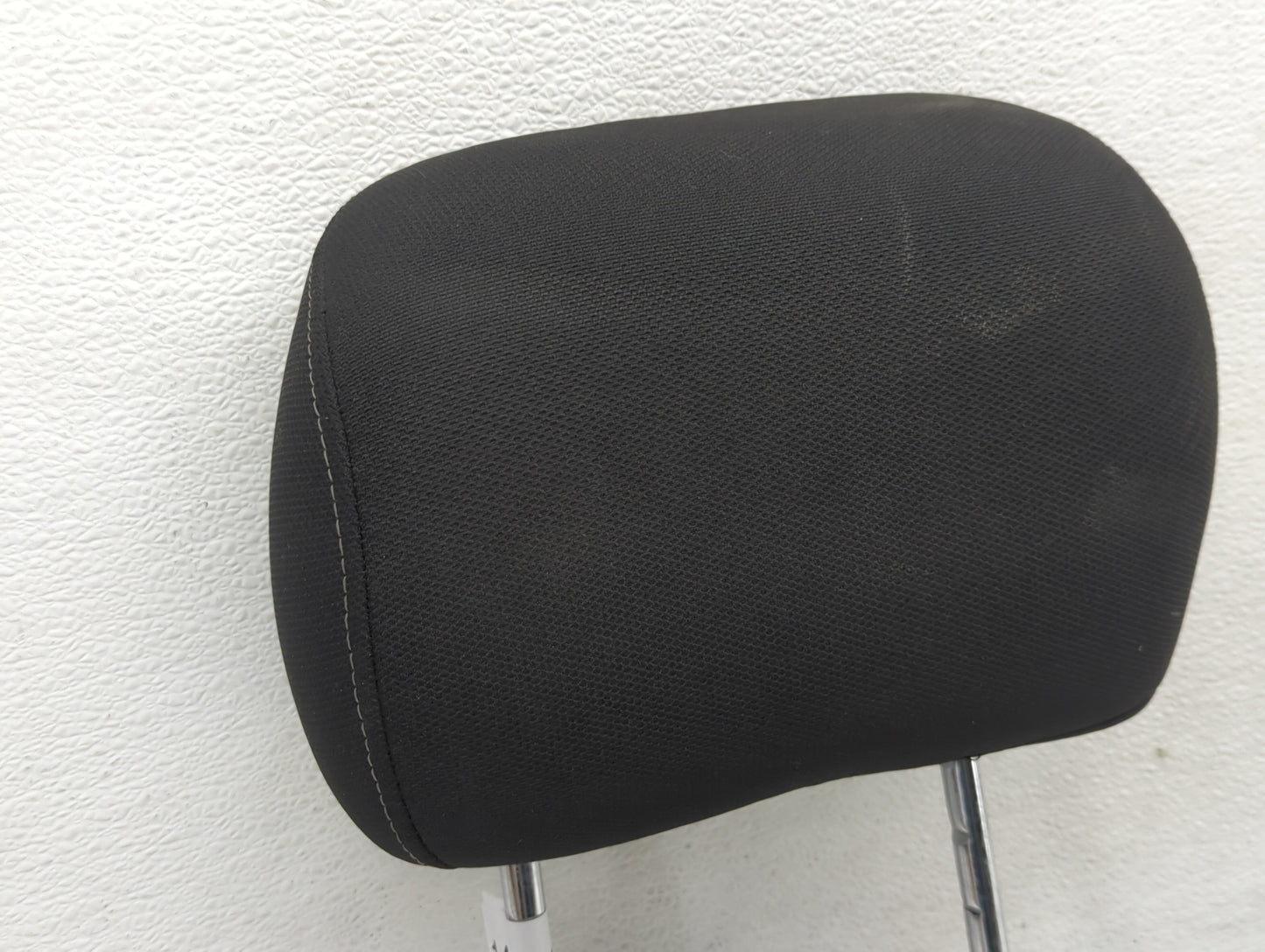 2015-2017 Ford F-150 Headrest Head Rest Front Driver Seat Black - Oemusedautoparts1.com