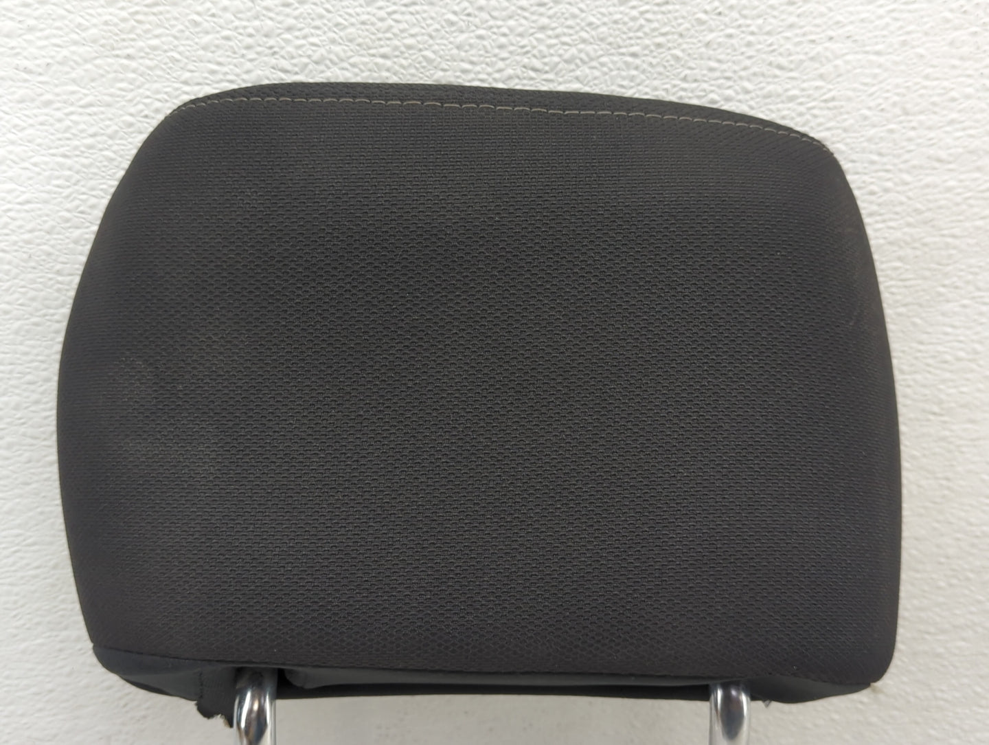 2015-2017 Ford F-150 Headrest Head Rest Front Driver Seat Black - Oemusedautoparts1.com
