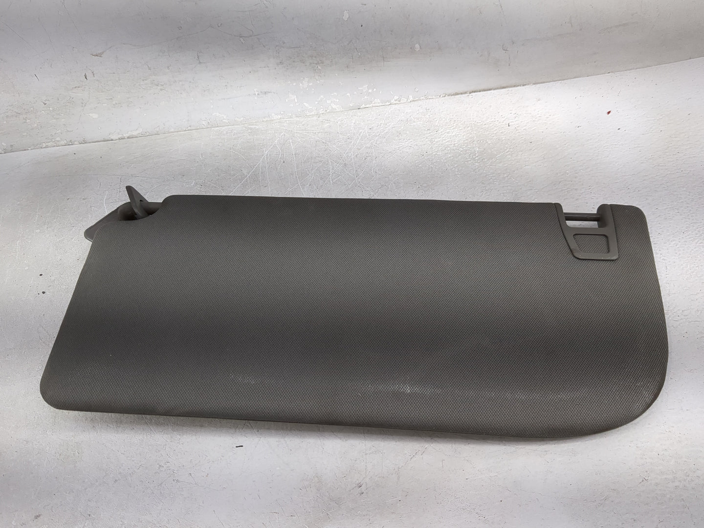 2015-2017 Ford F-150 Sun Visor Shade Replacement Driver Left Mirror Fits Fits 2015 2016 2017 OEM Used Auto Parts - Oemusedau