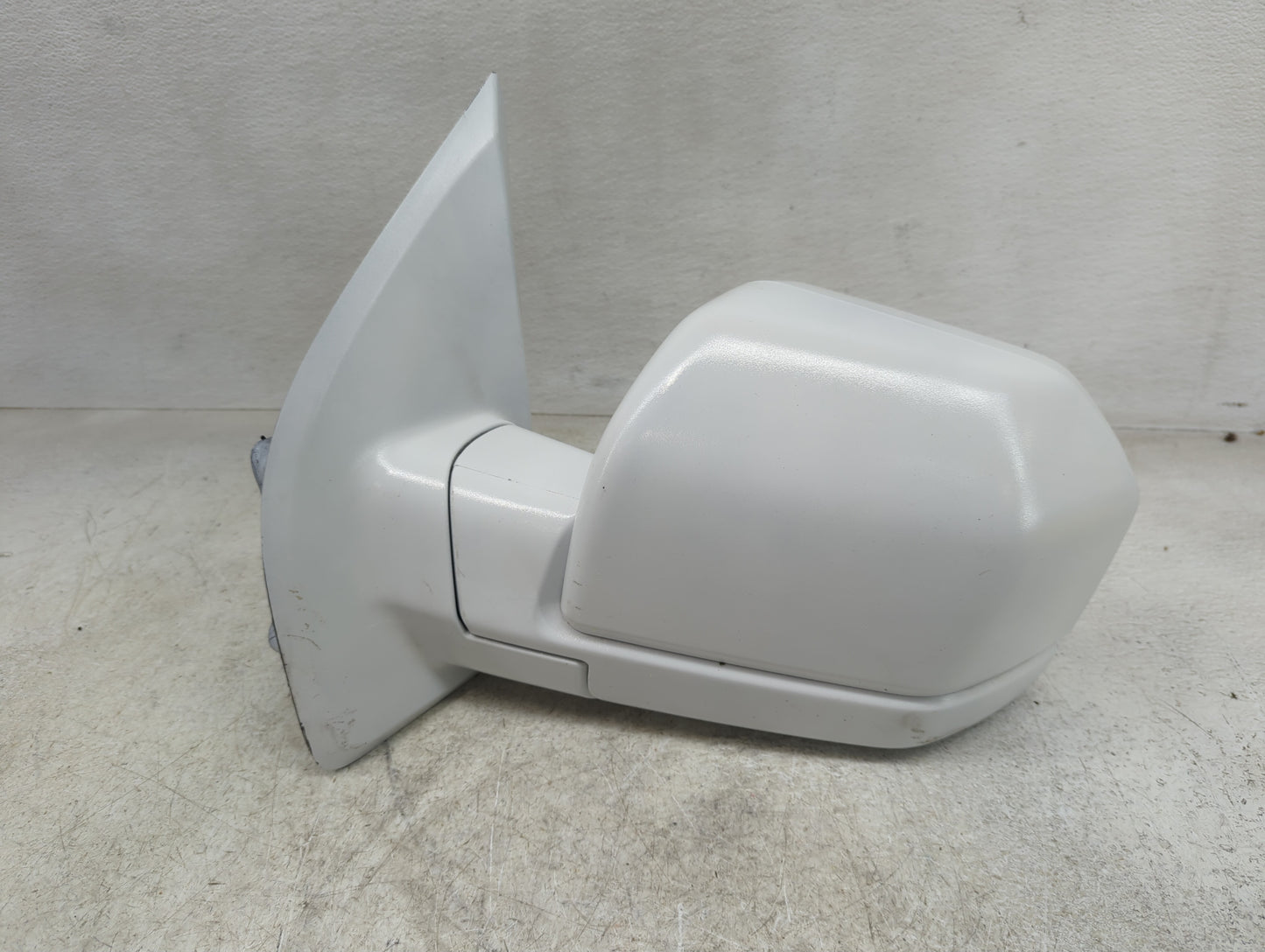 2015-2020 Ford F-150 Driver Side View Mirror - Left Door Mirror OEM Used - Oemusedautoparts1.com