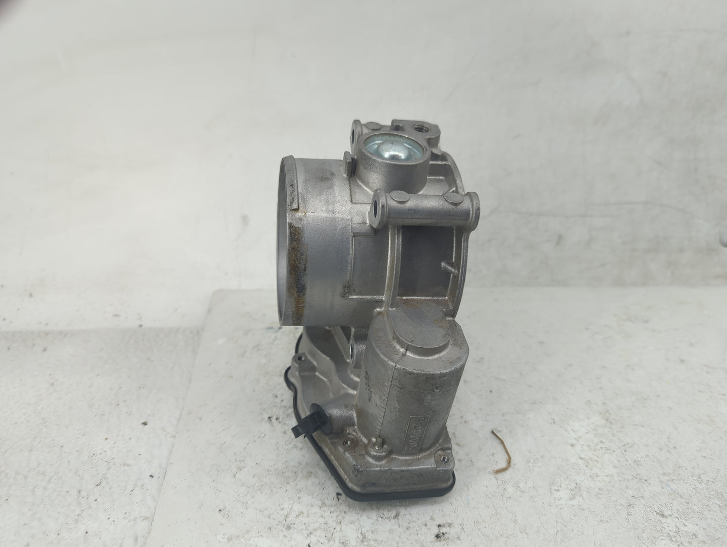 2011-2017 Ford F-150 Throttle Body P/N:AT4E-9F991-EL Fits Fits 2011 2012 2013 2014 2015 2016 2017 2018 2019 OEM Used Auto Pa