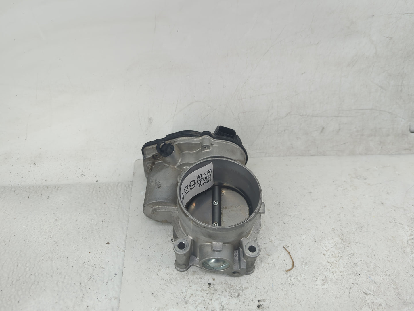 2011-2017 Ford F-150 Throttle Body P/N:AT4E-9F991-EL Fits Fits 2011 2012 2013 2014 2015 2016 2017 2018 2019 OEM Used Auto Pa