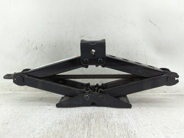 2017 Ford F-150 Spare Scissor Car Jack - Oemusedautoparts1.com