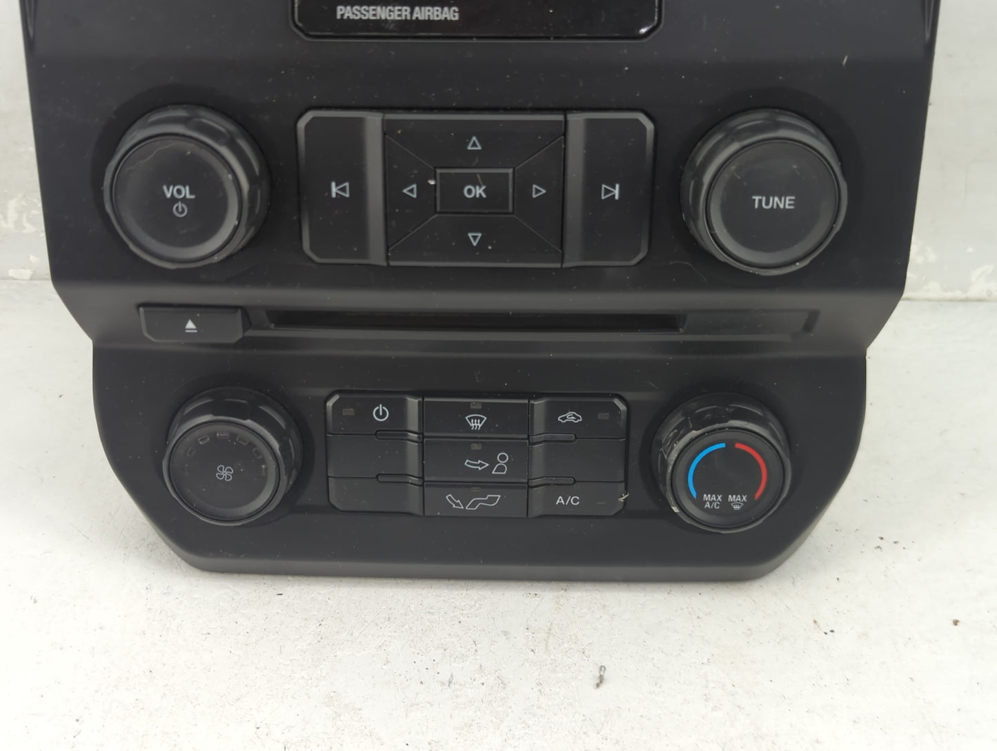 2017-2017 Ford F-150 Radio Control Panel - Oemusedautoparts1.com