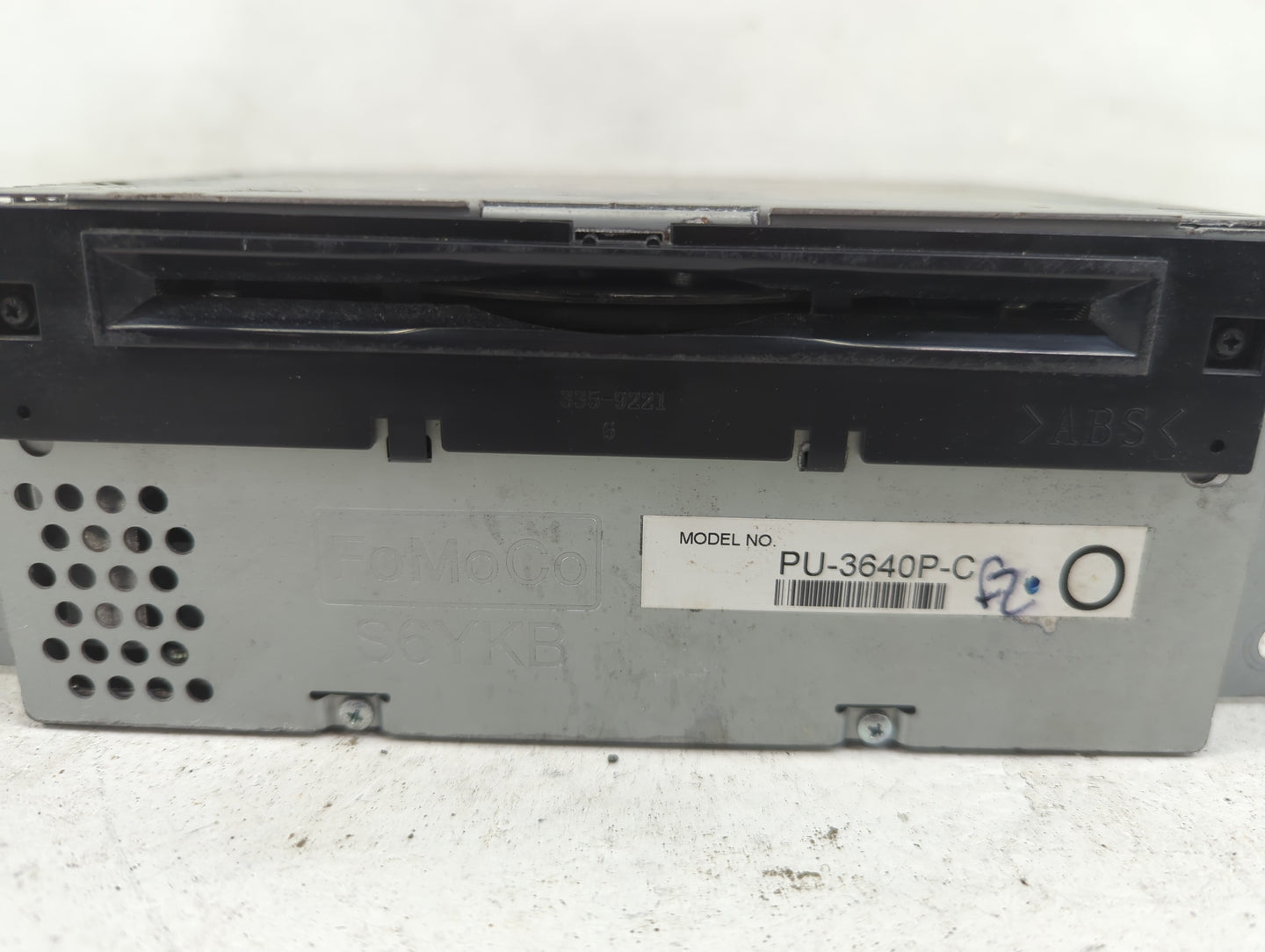 2017-2018 Ford F-150 Radio AM FM Cd Player Receiver Replacement P/N:GL3T-19C107-BA Fits Fits 2017 2018 OEM Used Auto Parts -