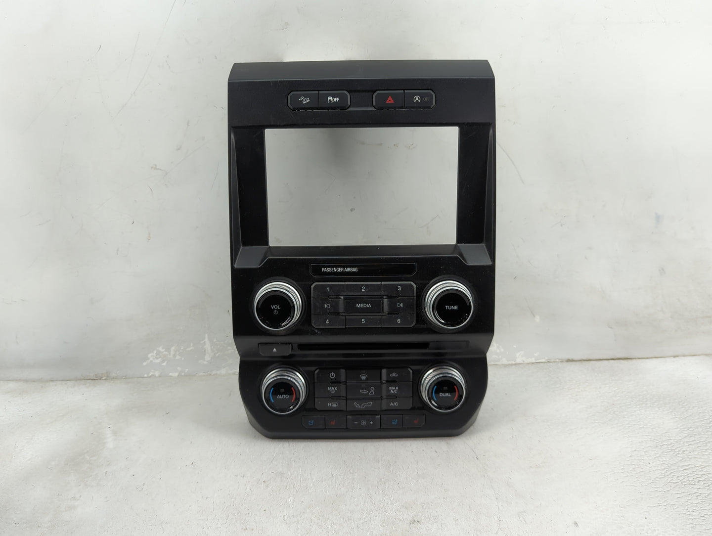 2017-2017 Ford F-150 Radio Control Panel - Oemusedautoparts1.com