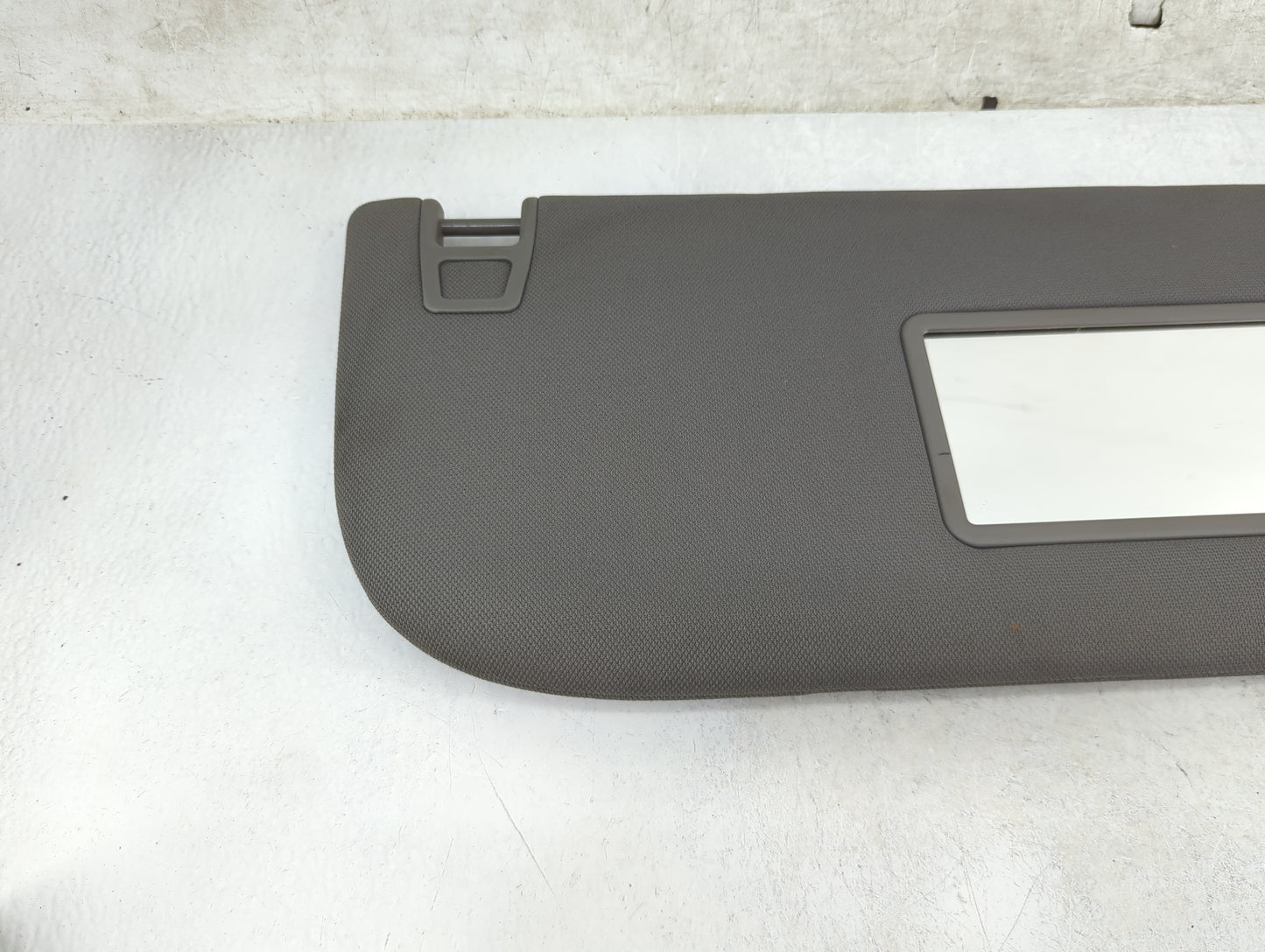 2015-2017 Ford F-150 Sun Visor Shade Replacement Passenger Right Mirror Fits Fits 2015 2016 2017 OEM Used Auto Parts - Oemus