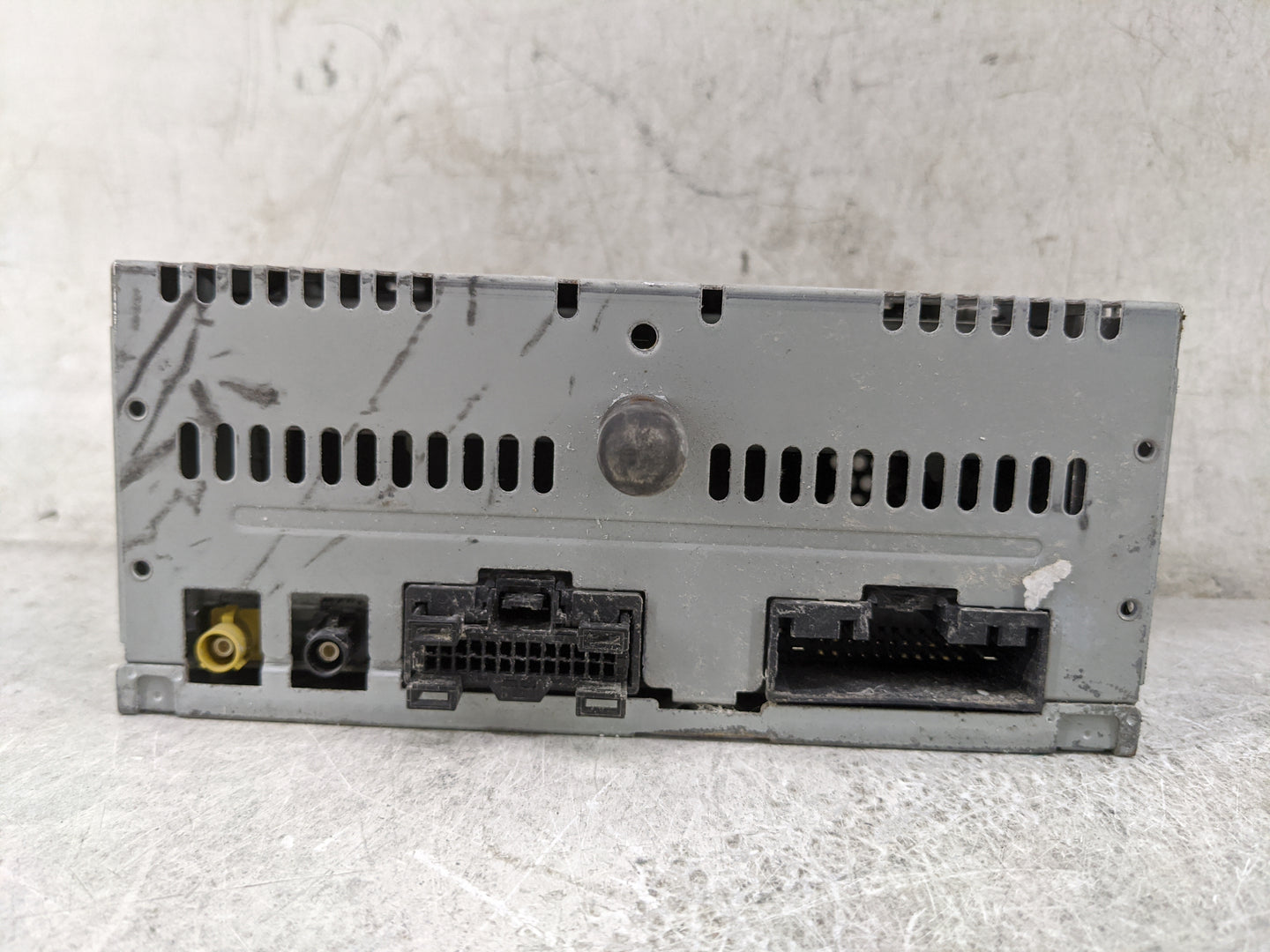 2016 Ford F-150 Radio AM FM Cd Player Receiver Replacement P/N:PU-3640P-C GL3T-19C107-BA Fits OEM Used Auto Parts - Oemuseda