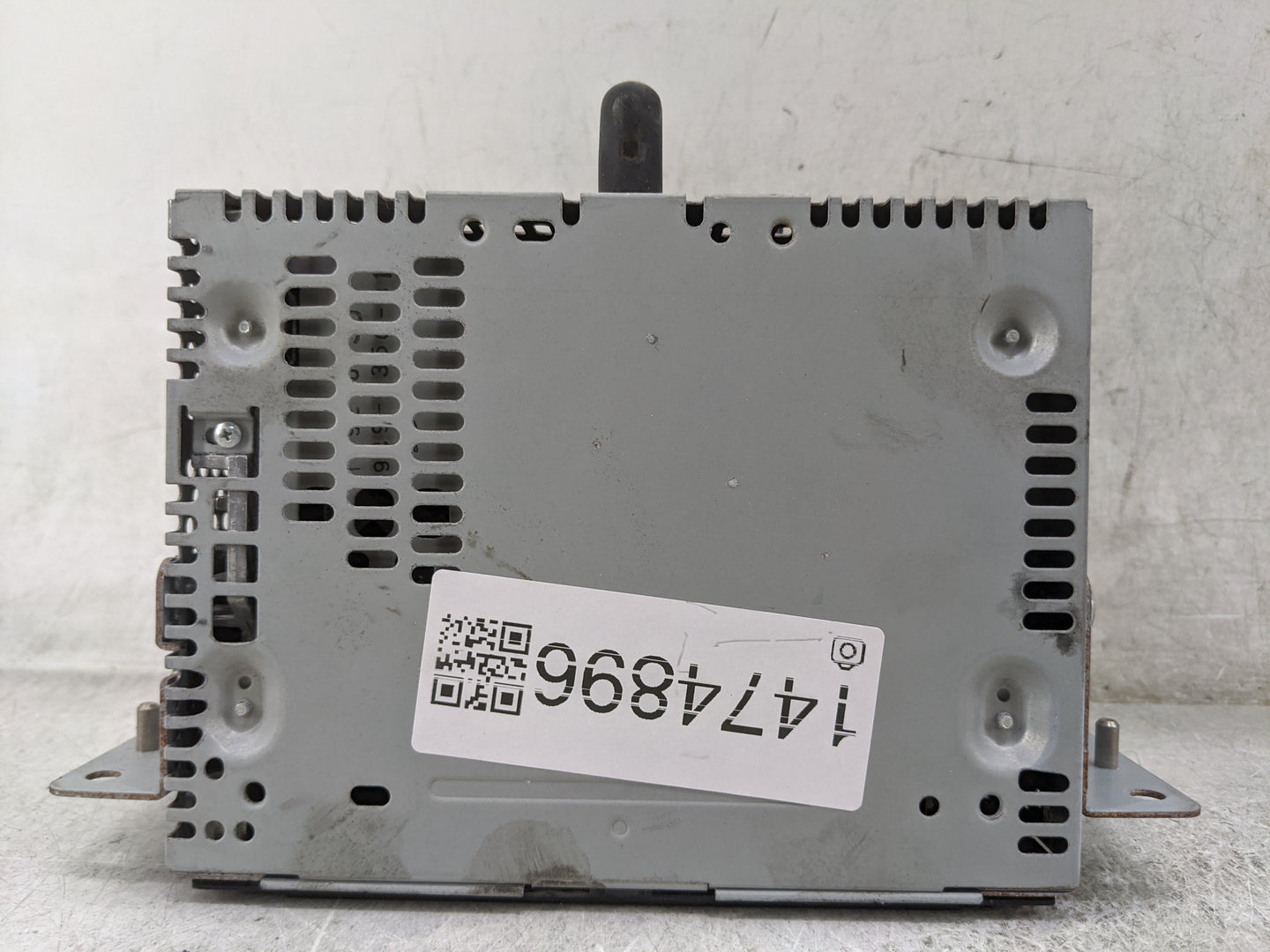 2016 Ford F-150 Radio AM FM Cd Player Receiver Replacement P/N:PU-3640P-C GL3T-19C107-BA Fits OEM Used Auto Parts - Oemuseda