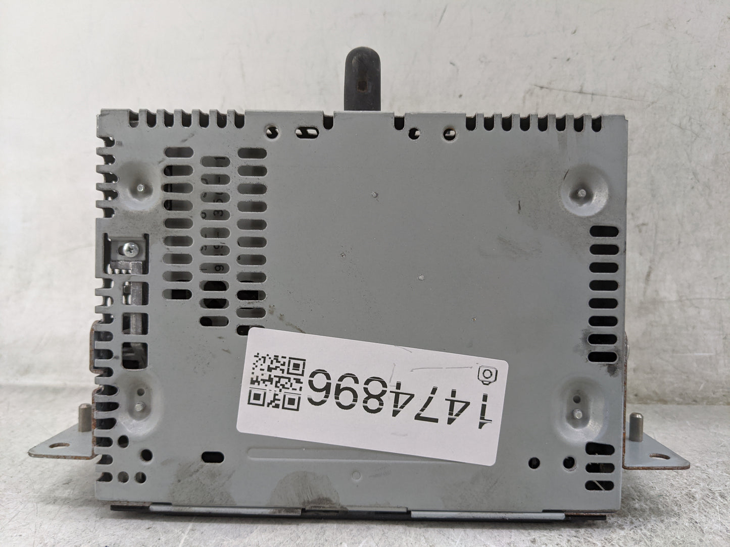 2016 Ford F-150 Radio AM FM Cd Player Receiver Replacement P/N:PU-3640P-C GL3T-19C107-BA Fits OEM Used Auto Parts - Oemuseda