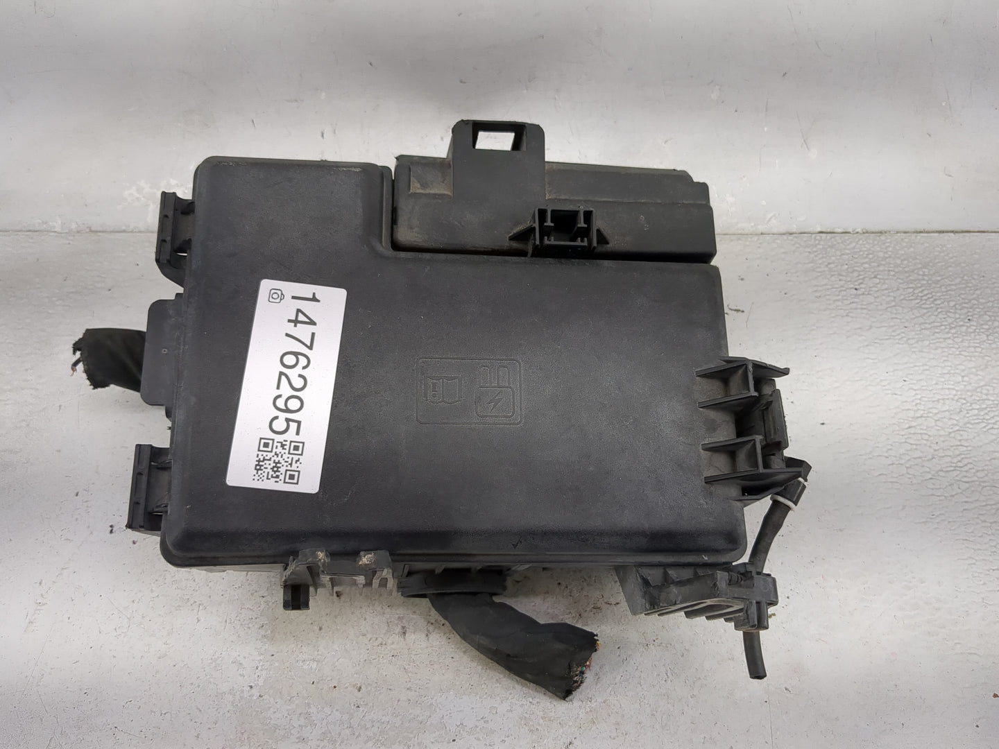2017 Ford F-150 Fusebox Fuse Box Panel Relay Module P/N:HL3T-12A581BGD 8T2T-14B192-BA, 8T2T-14B192-AB Fits OEM Used Auto Par