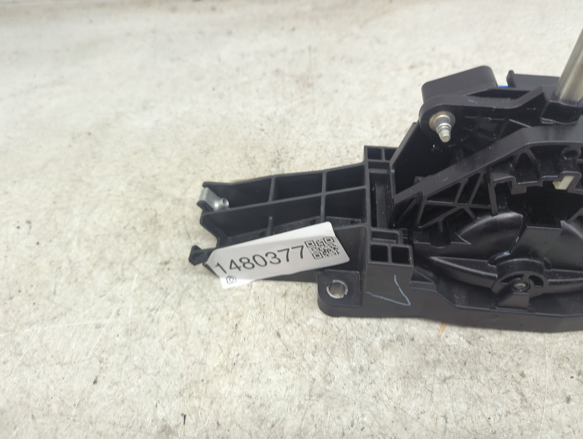 2017 Ford F-150 Floor Console Assembly Shifter - Oemusedautoparts1.com